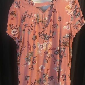 floral shirt